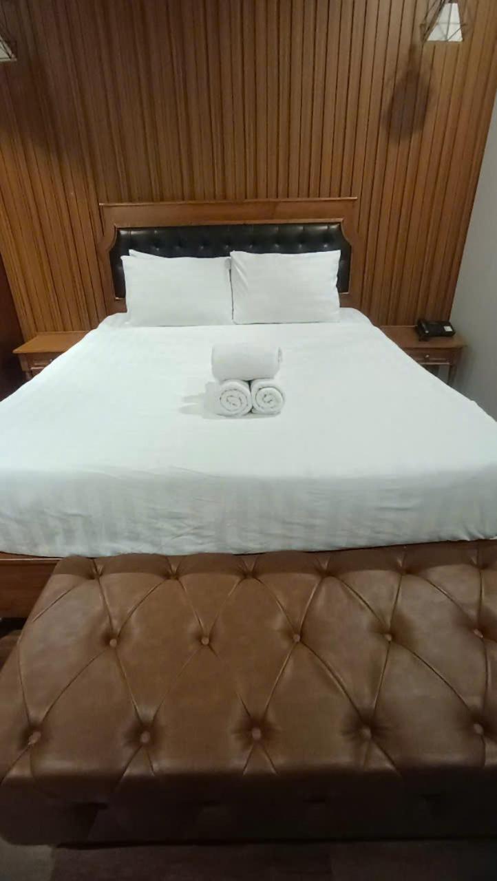 Khách sạn Thuan Phat *